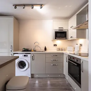 Apartment Modern 2 Bed Near Gatwick, Crawley (West Sussex)